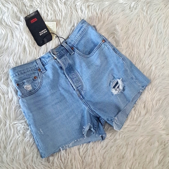 Levi's Ribcage shorts size 28 - Picture 4 of 6